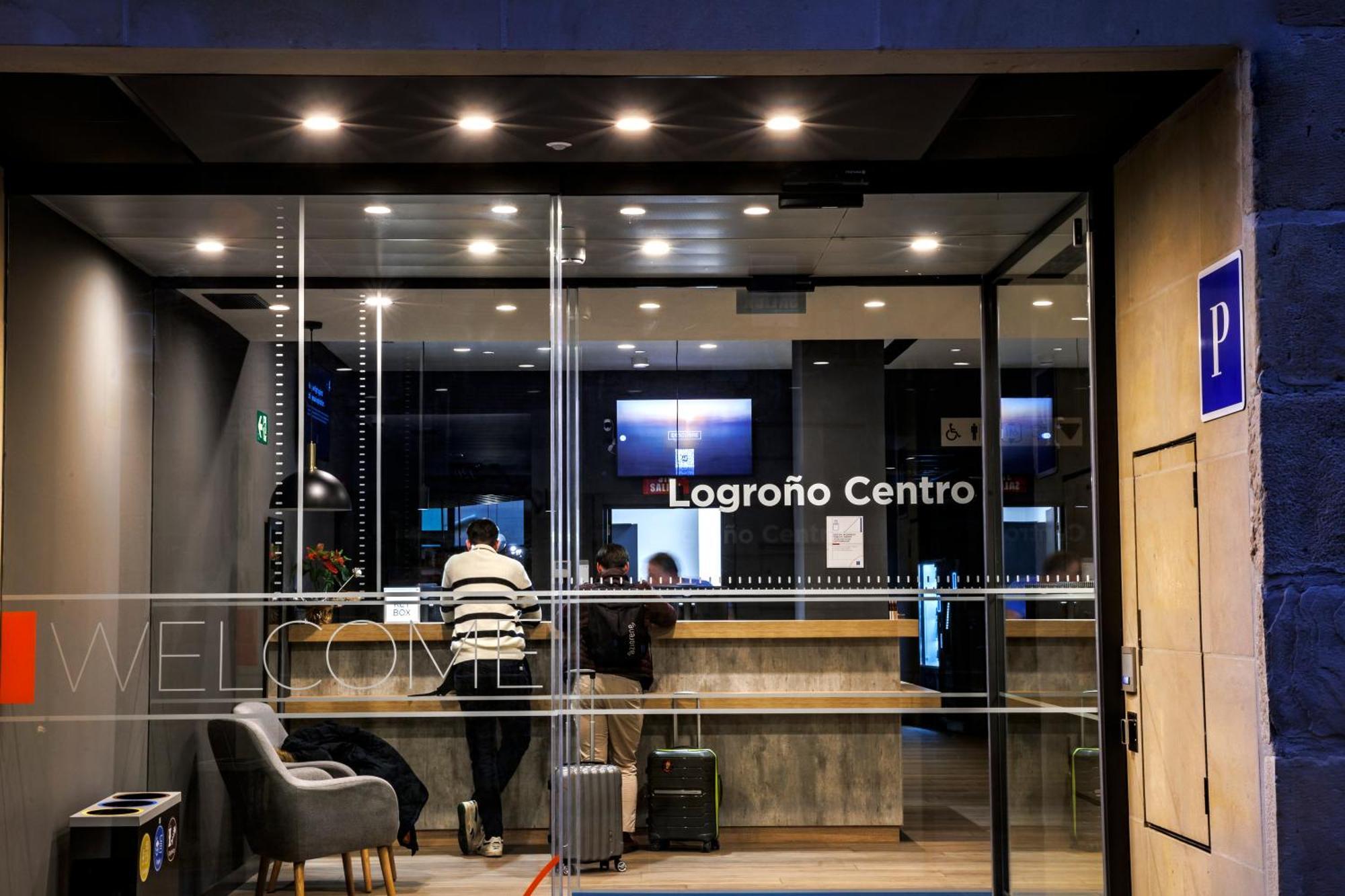 Ibis Budget Logrono Centro Eksteriør billede
