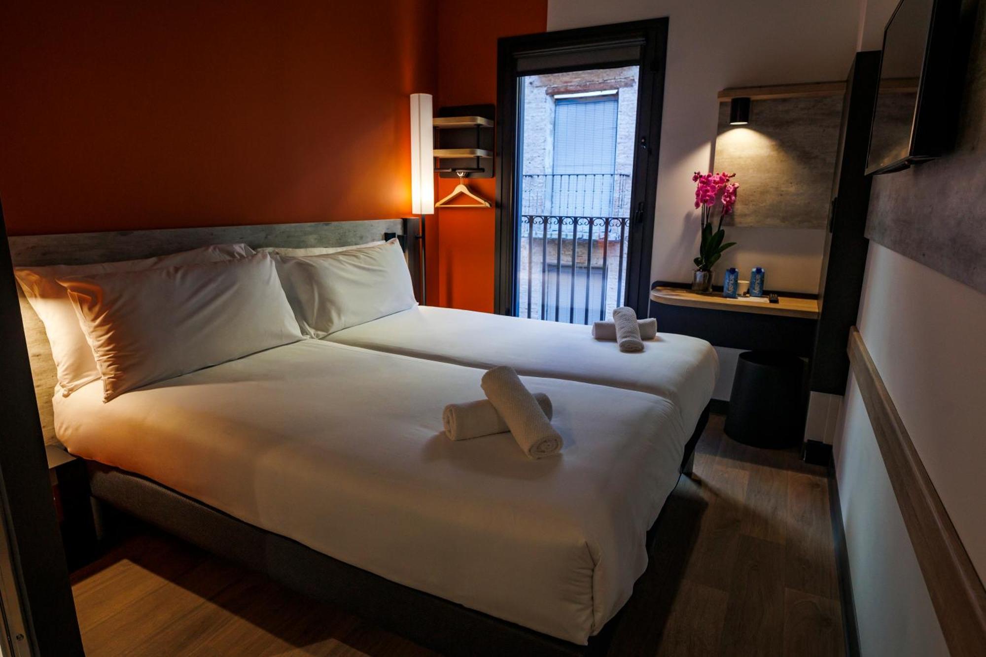 Ibis Budget Logrono Centro Eksteriør billede
