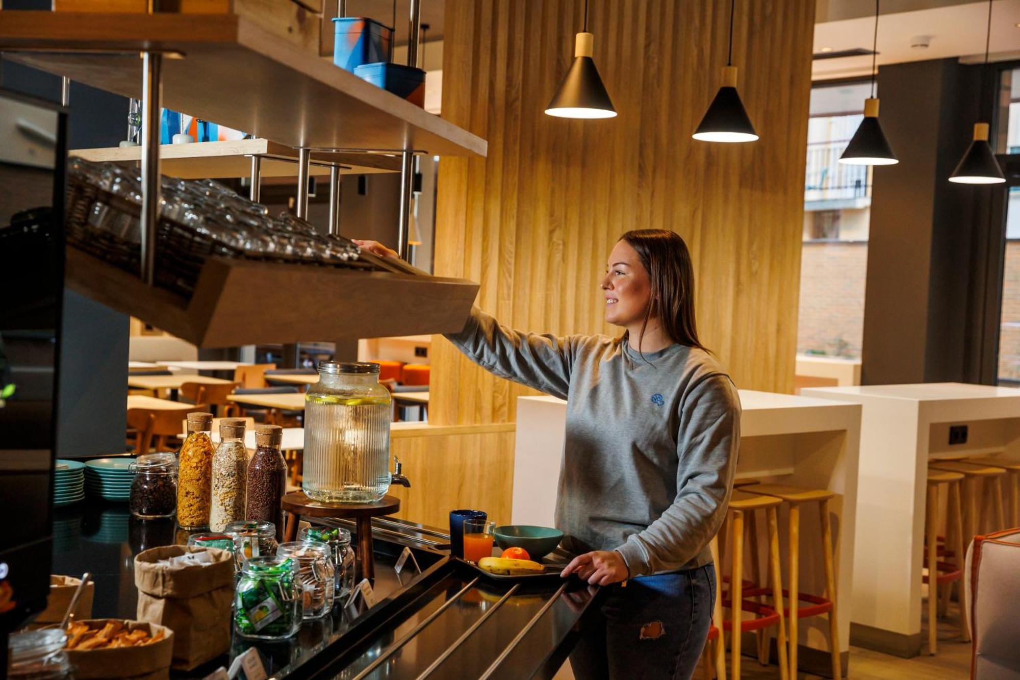 Ibis Budget Logrono Centro Eksteriør billede