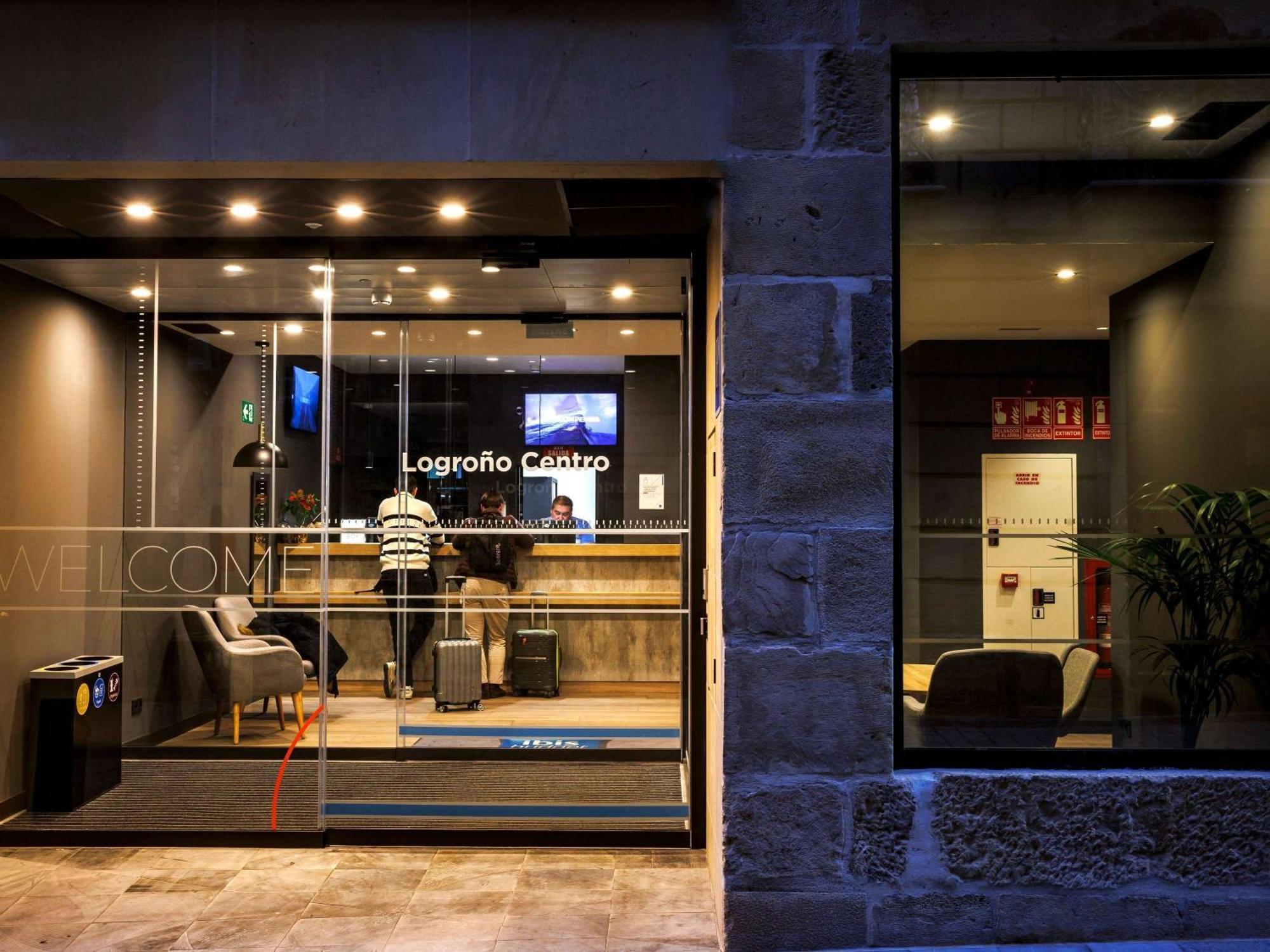 Ibis Budget Logrono Centro Eksteriør billede