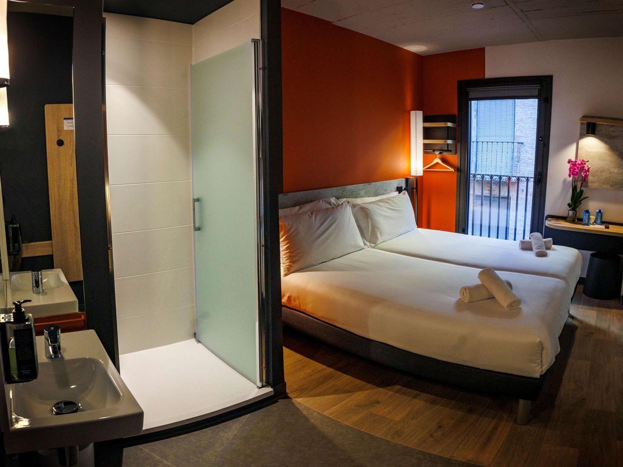 Ibis Budget Logrono Centro Eksteriør billede