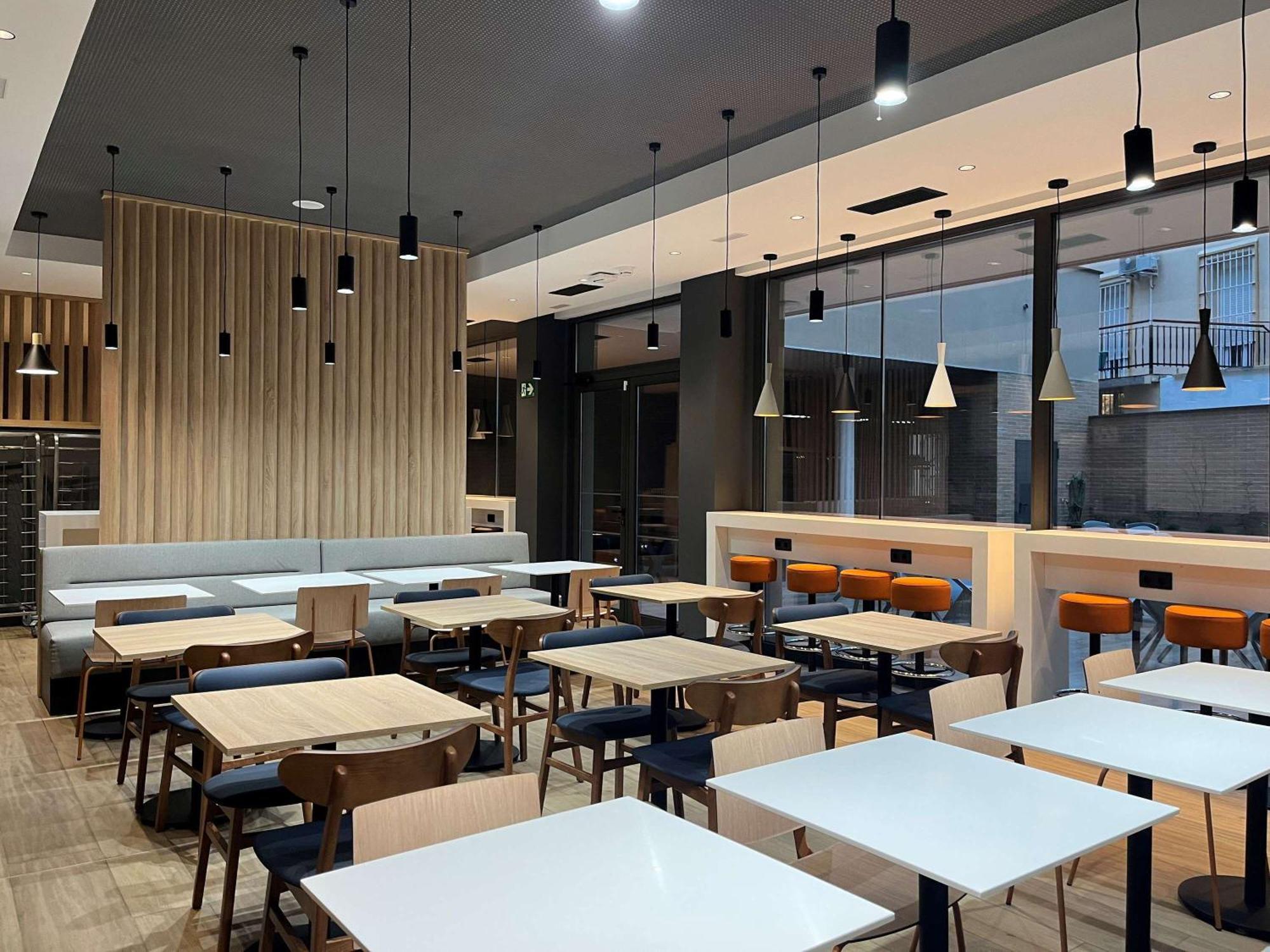 Ibis Budget Logrono Centro Eksteriør billede