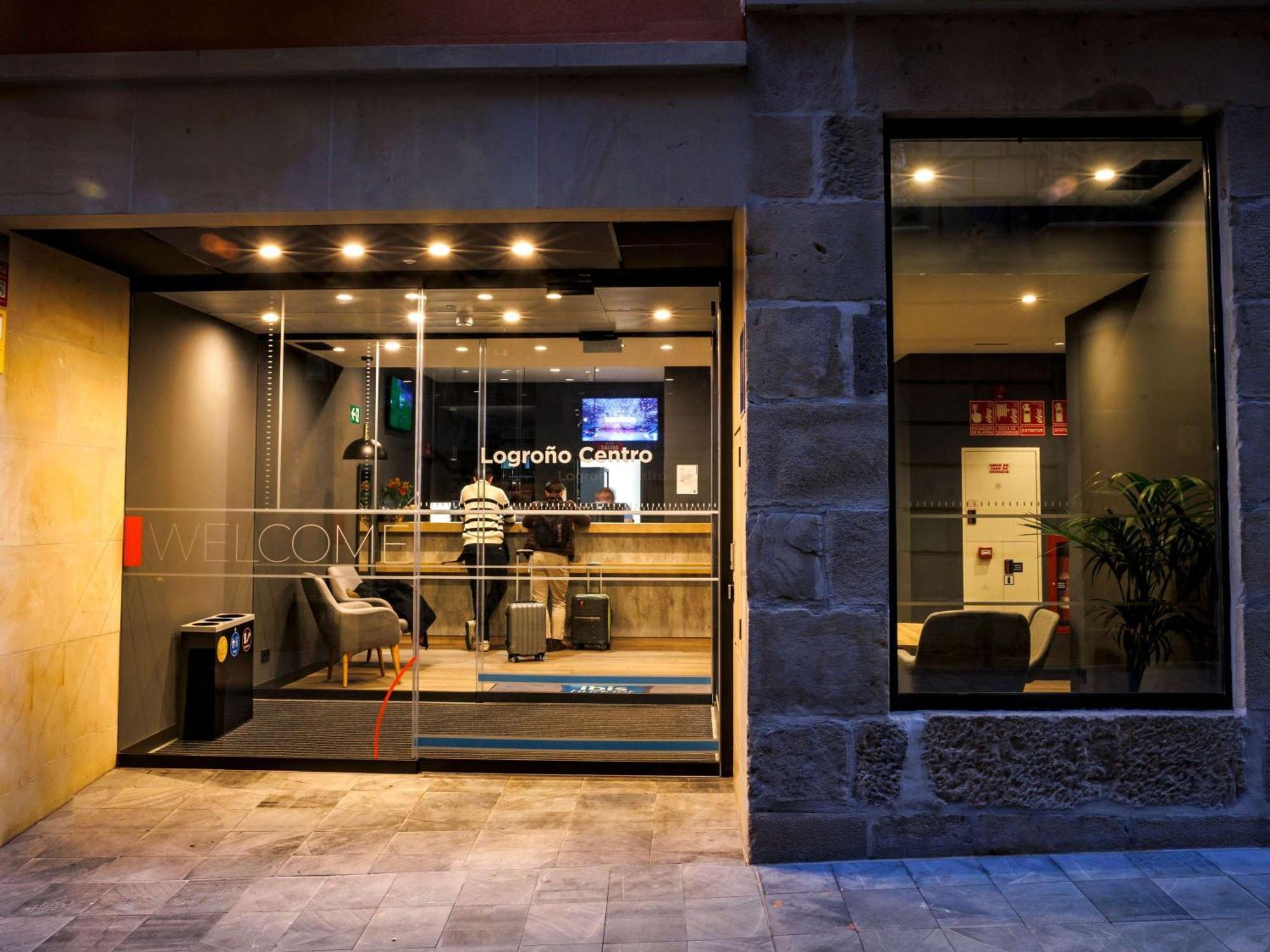 Ibis Budget Logrono Centro Eksteriør billede